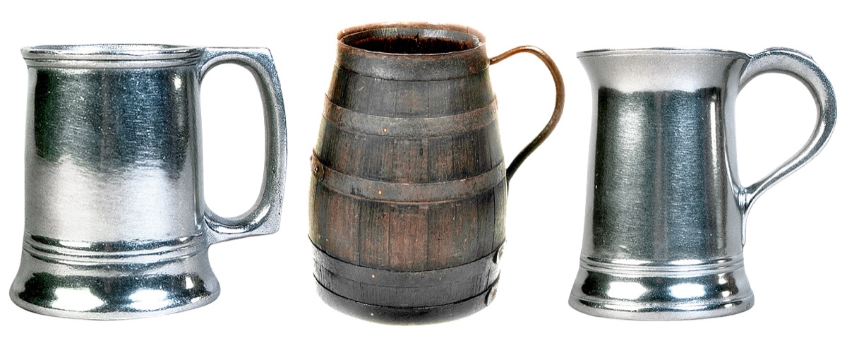 Cerveza en taza de vidrio