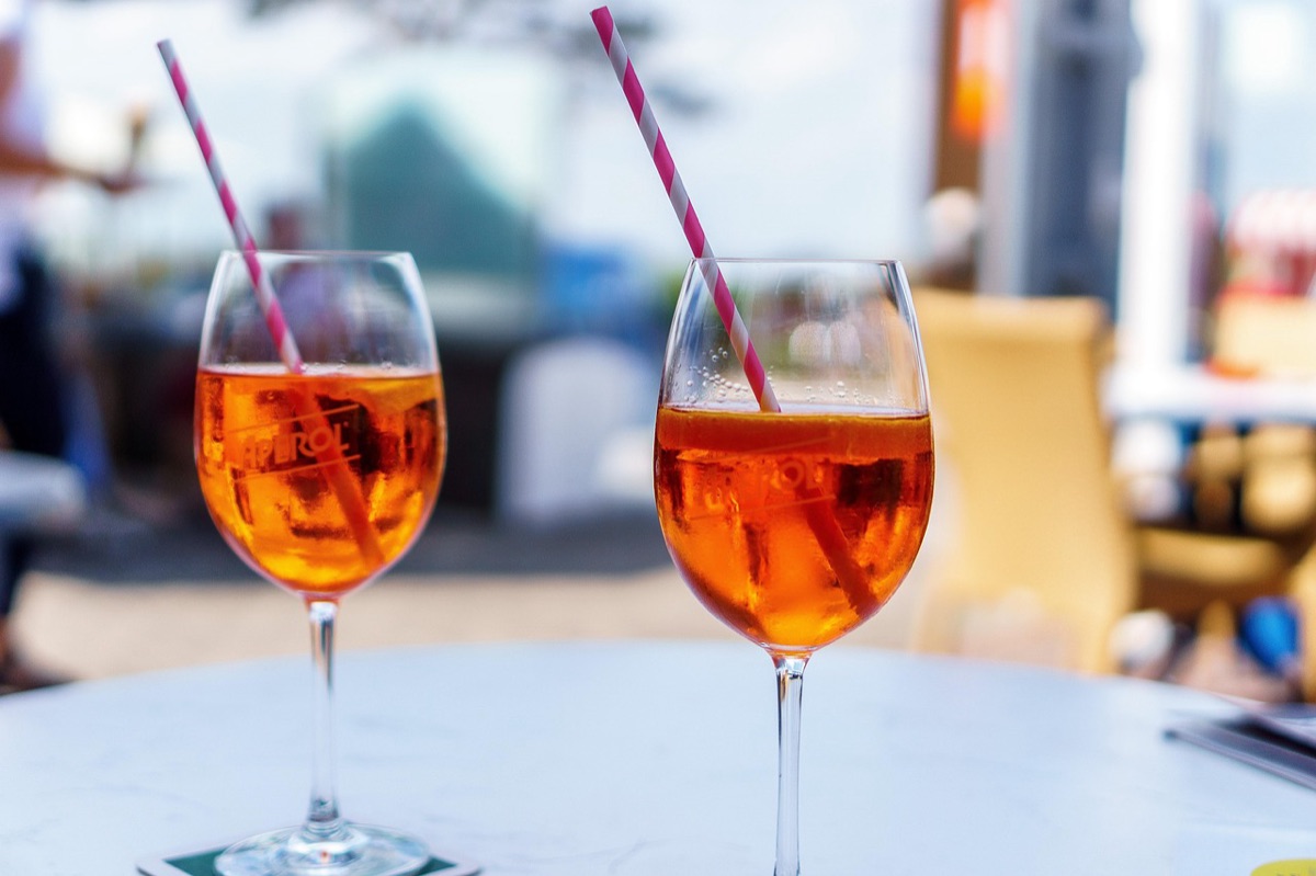 Wine glass with ice cubes